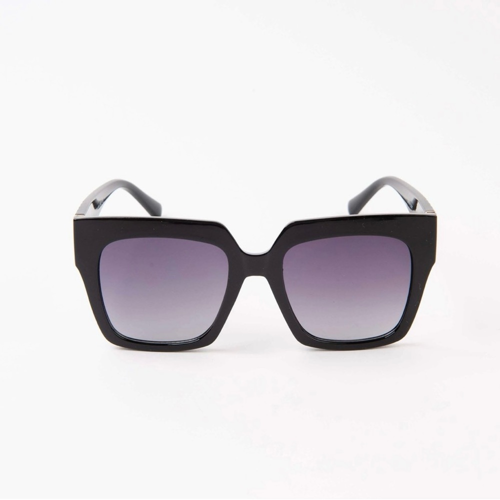 Black Square Sunglasses - Picture 1 of 2